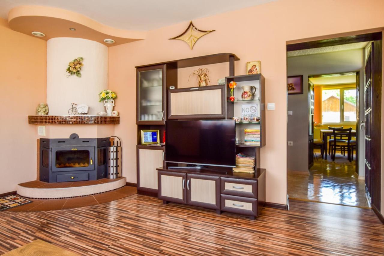 Mariana Apartment Павел баня Екстериор снимка